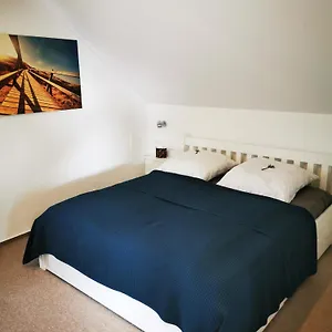 Ferienwohnung Sonnenblick In Apartment Zirndorf
