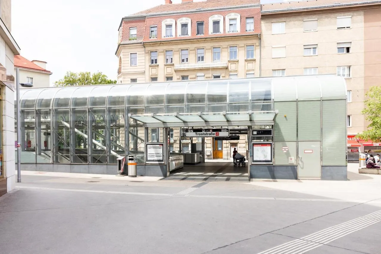 Yeshello Central Station Wien Apartment